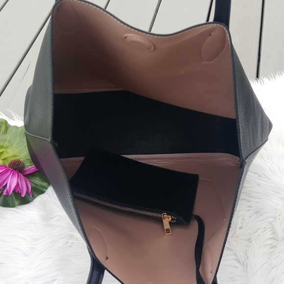 BPTote with Wristlet - Picture 3 of 3